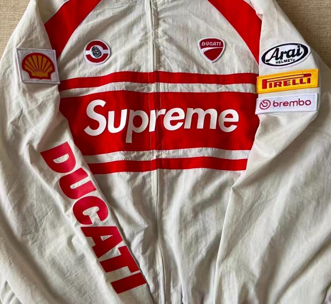 美品Supreme × Ducati セットアップ 白 上下セット# - メルカリ