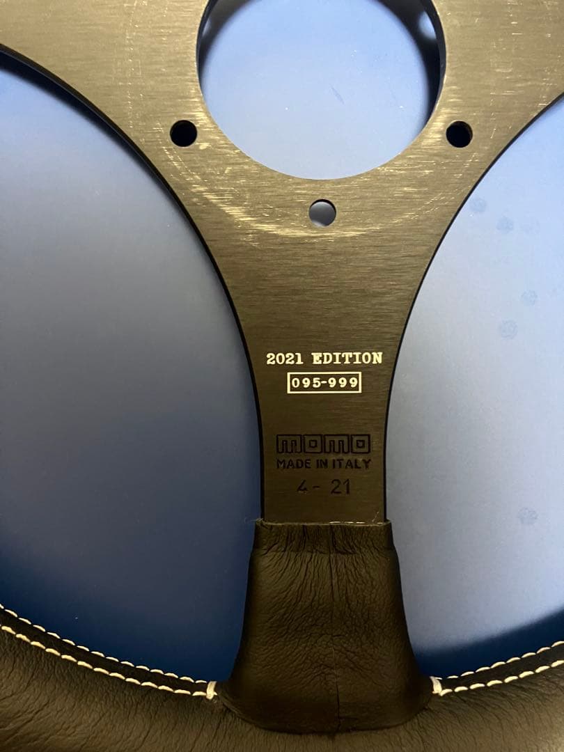MOMO レーシングヘリテッジ095-999