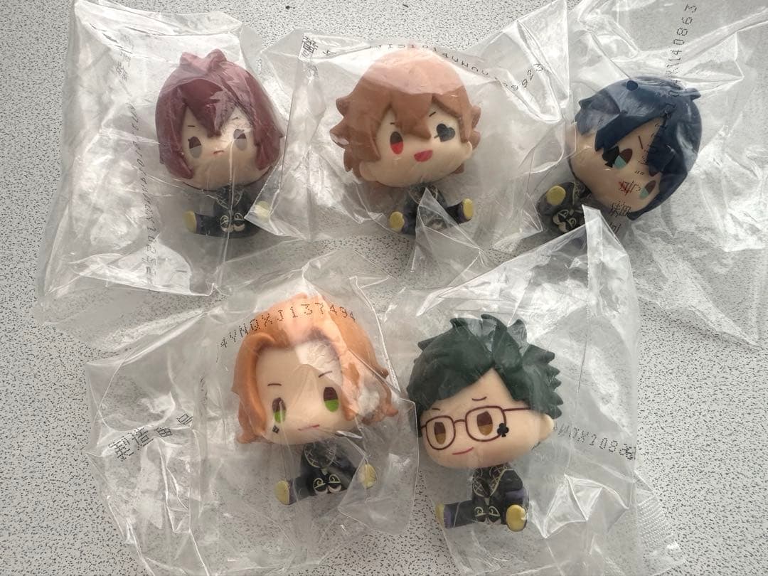 ツイステ ちょこのっこ 一番くじ デフォルメフィギュア 式典服