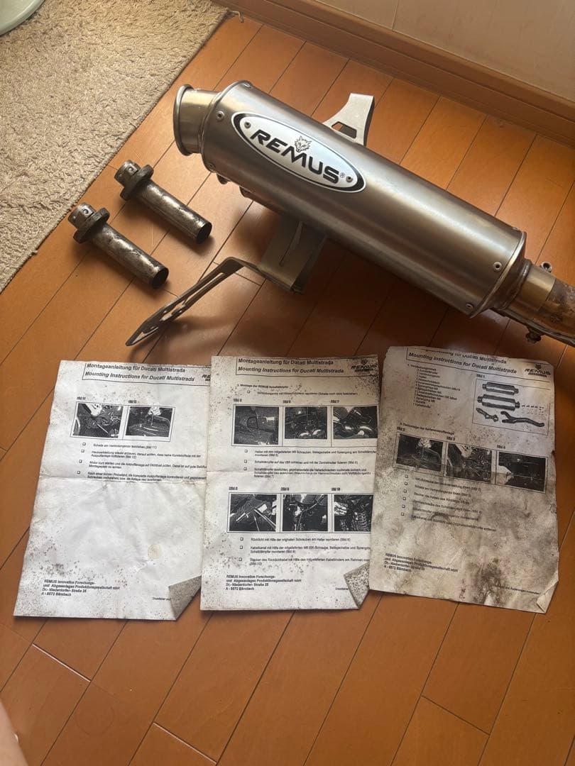 ジ*ン様 最終値下げドカティムルティストラーダ 1000DS/S REMUS製マ
