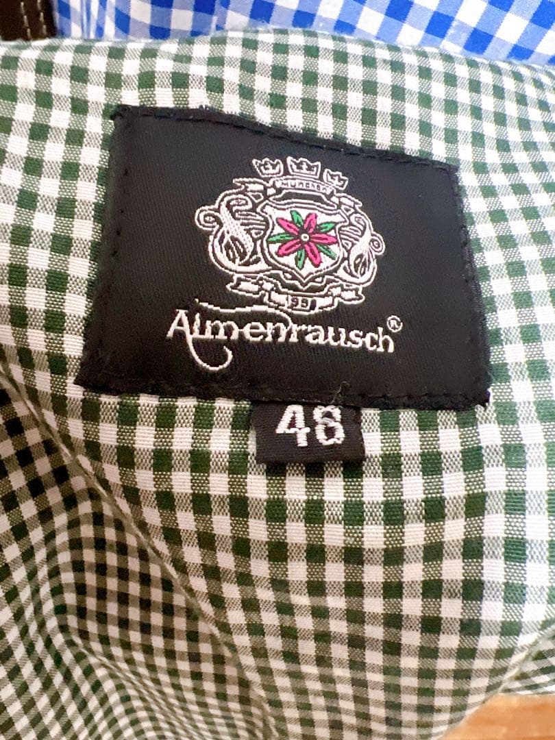 ドイツ民族衣装（レーダーホーゼン Lederhosen)オクトーバーフェスト