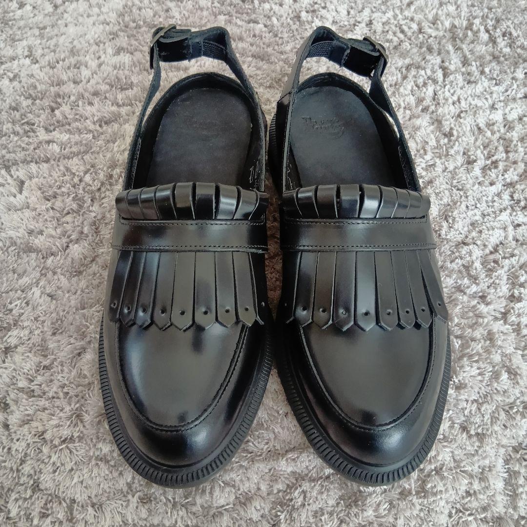 靴 Dr.Martens VALENTINE SLING BACK LOAFER Dr. Martens Valentine Slingback Loafer | Urban Outfitters