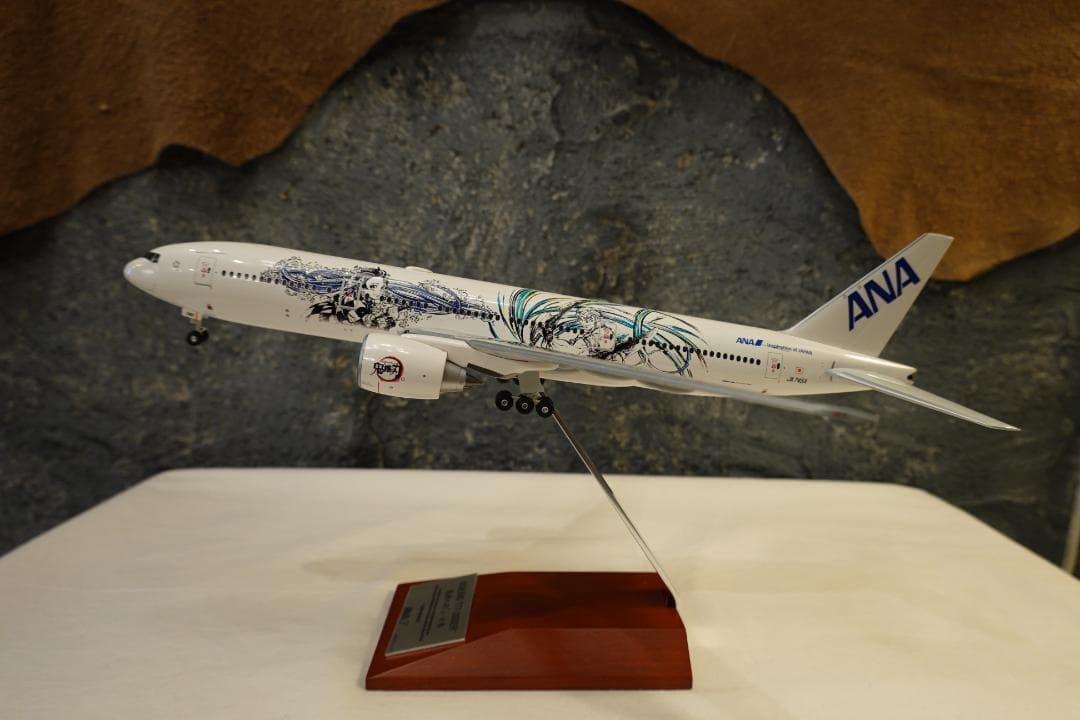 ◉ 全日空商事 ◉ 鬼滅の刃じぇっと参 ANA B777-200ER - メルカリ