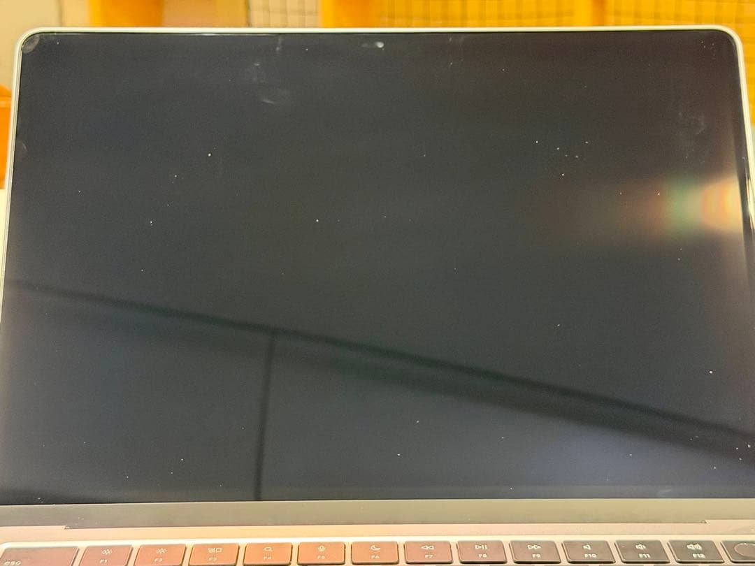 M2 Macbook Air 13.6in スペースグレイ　512GB US配列