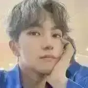 即購入可能】 Wei ヨハン 直筆サイン入り フォトカード トレカ - メルカリ