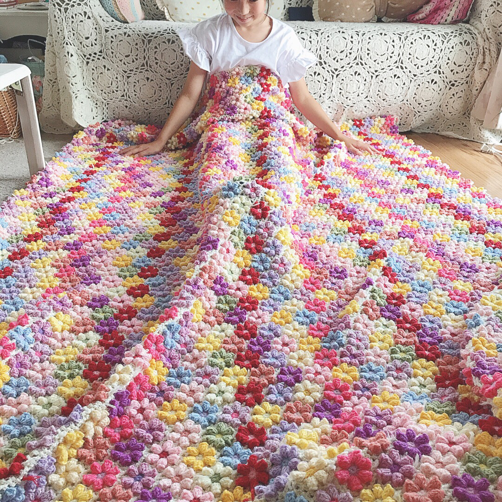 受注製作】手編みのベッドカバー お花モチーフ - Vintage Rose | minne