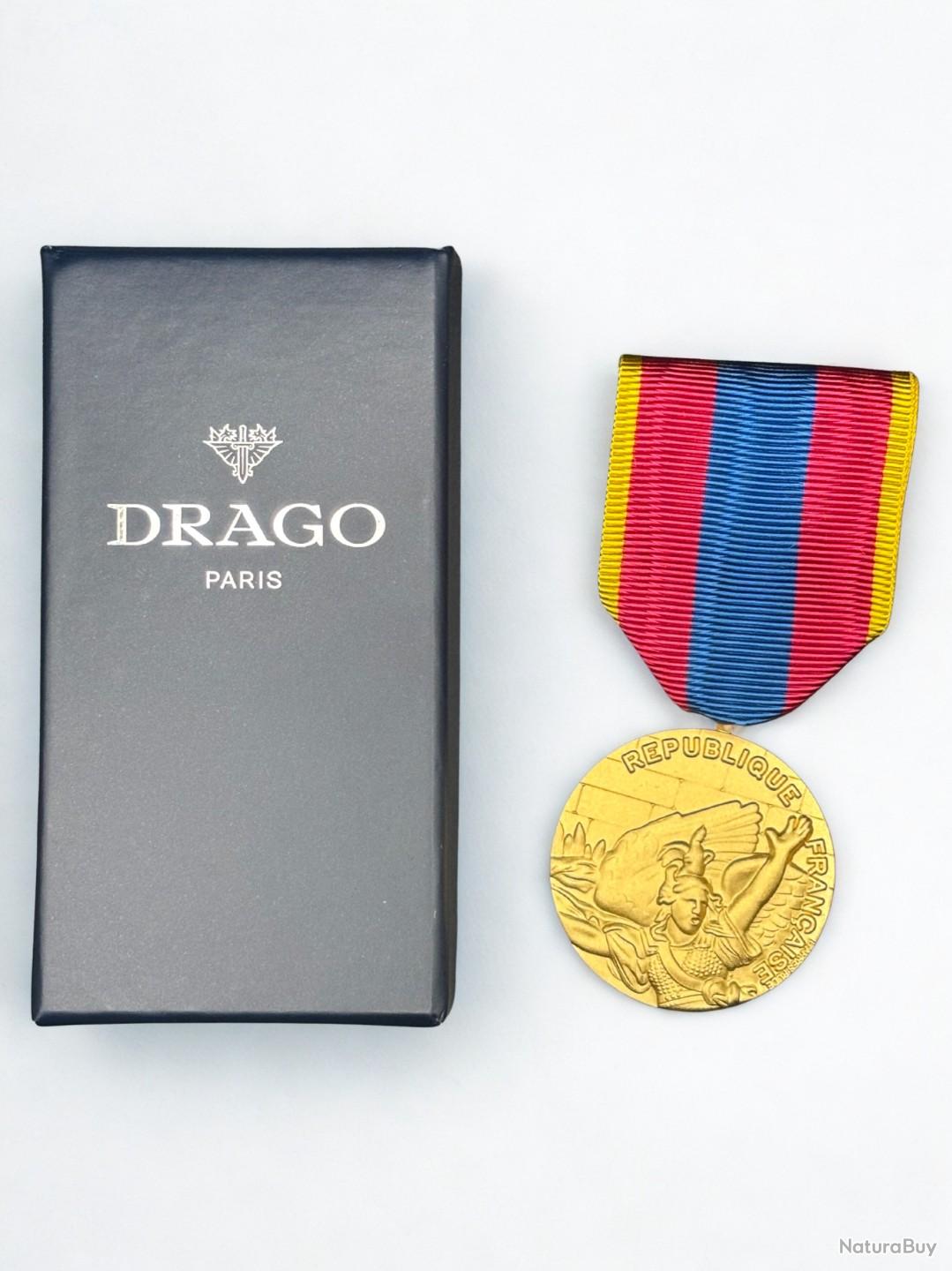 14.021) Médaille de la Défense Nationale - Or - Drago - Médailles
