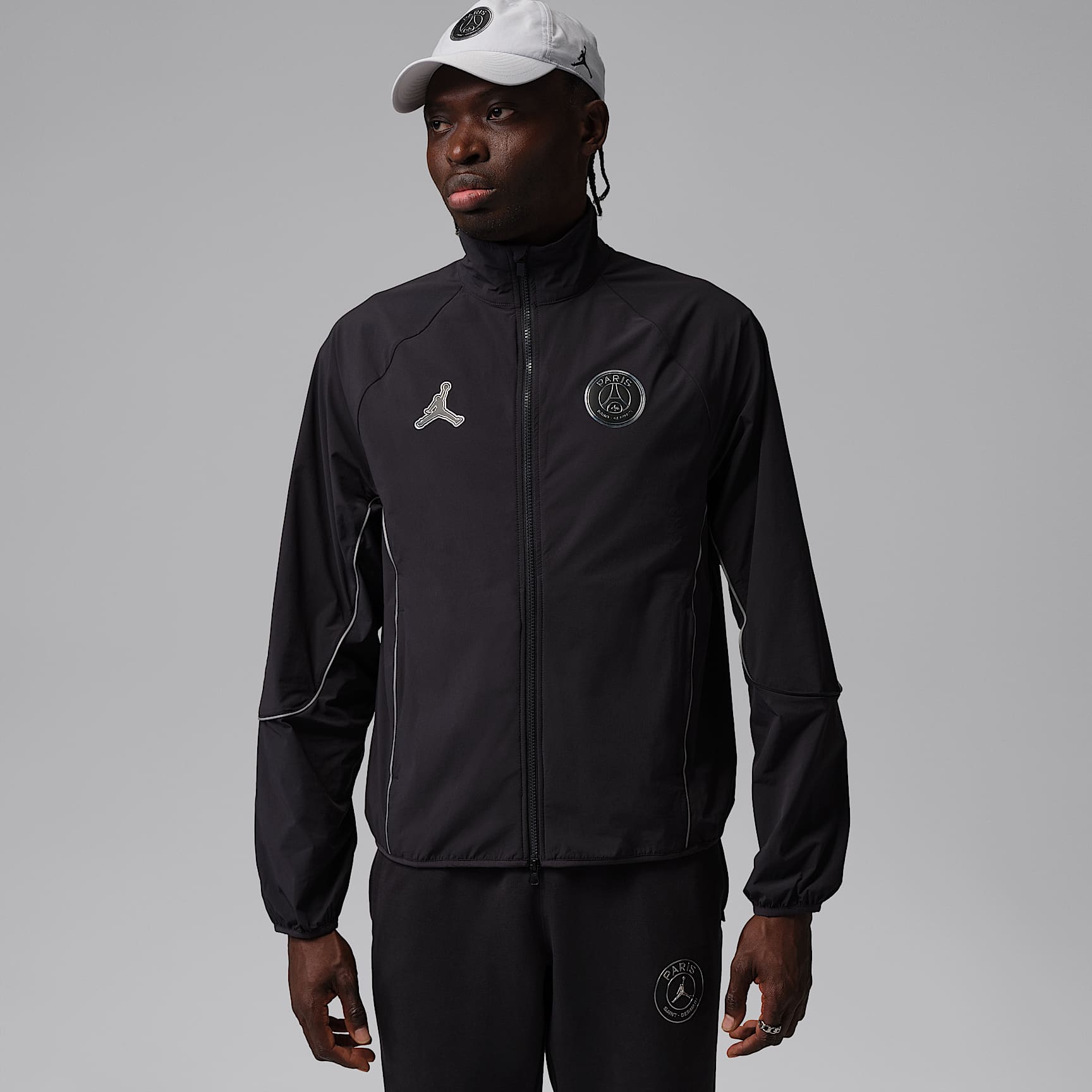 Paris Saint-Germain Men's Jordan Dri-FIT Anthem Jacket. Nike JP