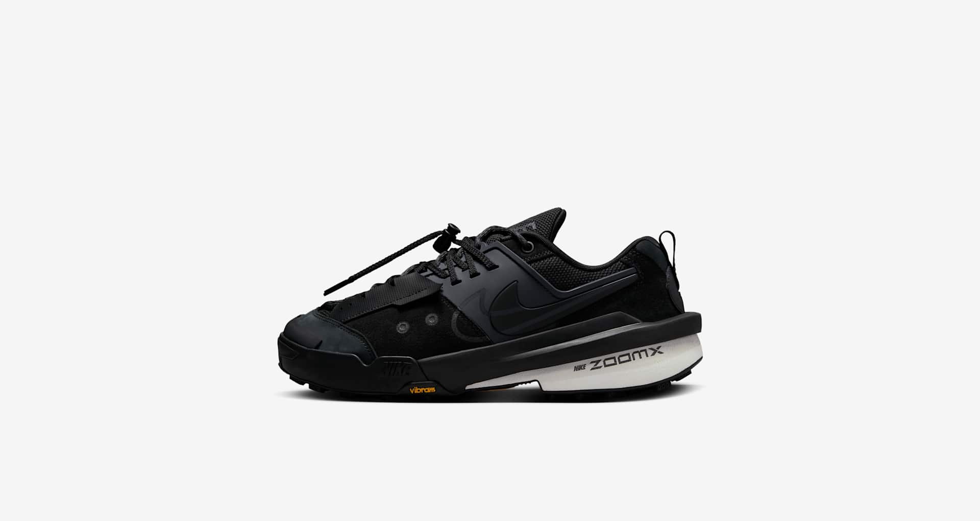 zegamadome-x-sacai-black-