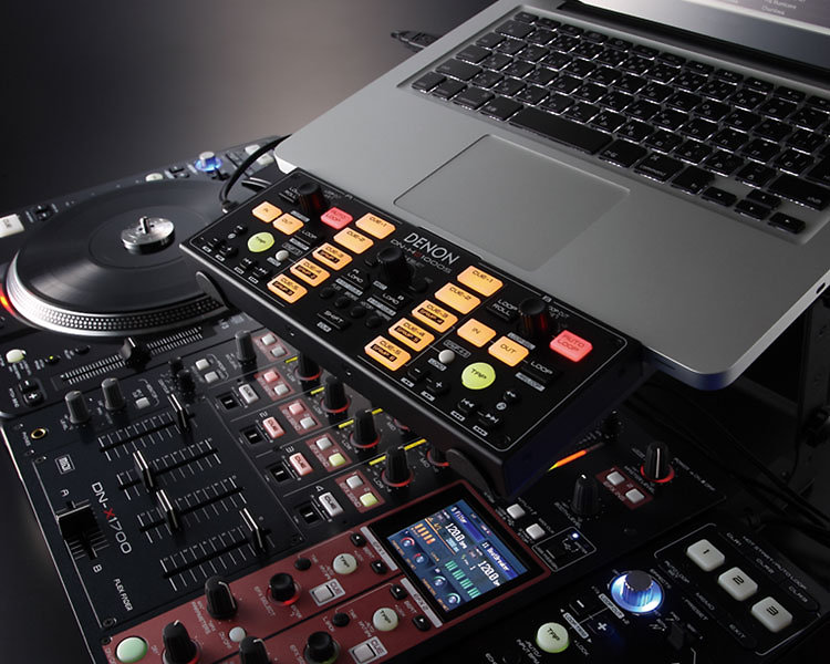 Denon DJ DNHC 1000 - Contrôleur remix et production SonoVente.com