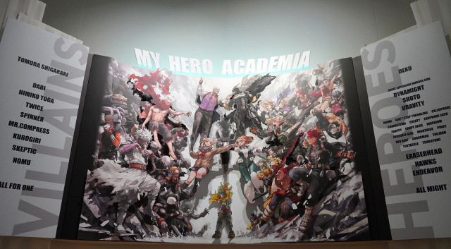 ヒロアカ』原画展、ヒーローVSヴィランの死闘を体感 展覧会描き下ろし