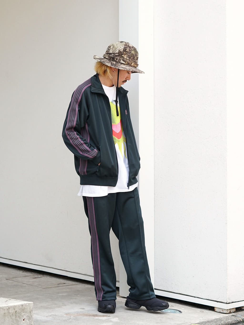 NEEDLESの代表作！トラックジャケット＆パンツでセットアップ