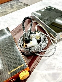 qdc WHITE TIGER II [QDC-TIGER-S-WH-V2] 新品｜フジヤエービック