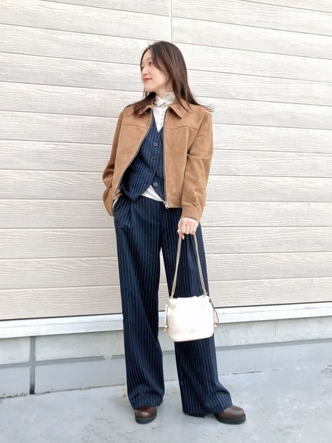 パヴェ シグネチャー ヒンジド バングル ブレスレット