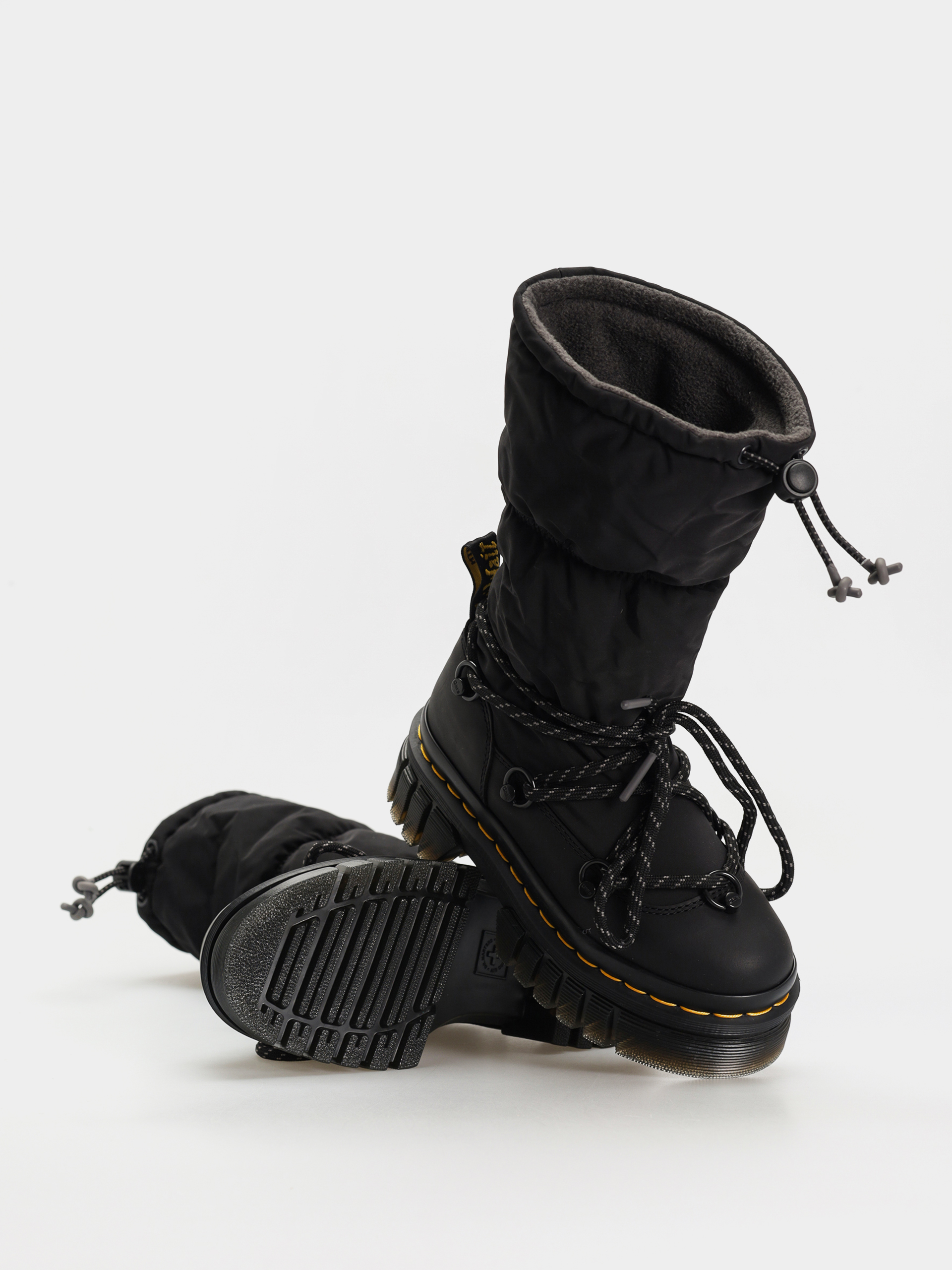Dr. Martens Audrick Padded Hi Wmn Shoes - black (black snowplow wp