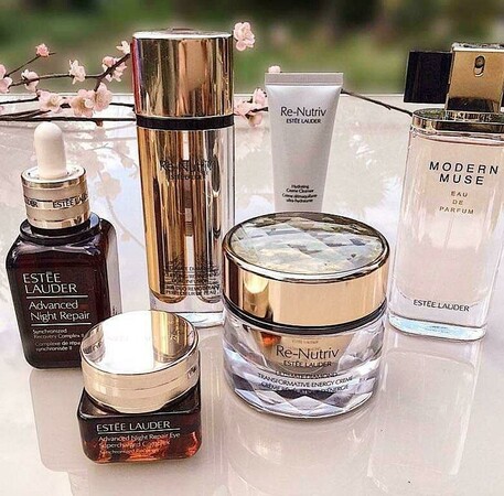 Re-Nutriv Ultimate Diamond Transformative Energy Moisturizer Creme