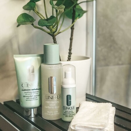 Extra Gentle Face Cleansing Foam | Clinique