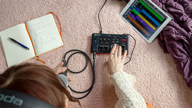 Roland - P-6 | Creative Sampler