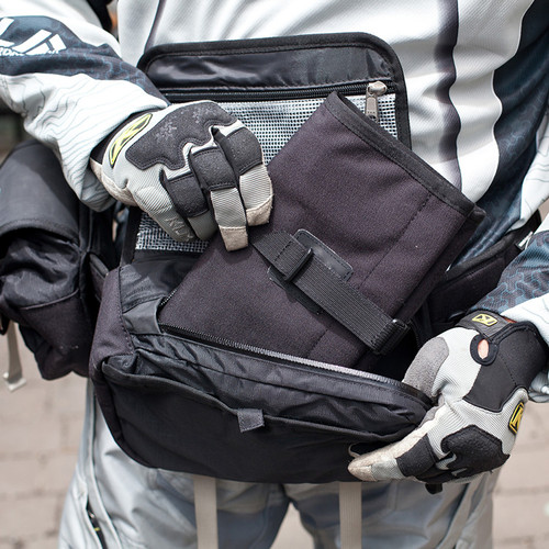 R8 ウエストパック | kriega