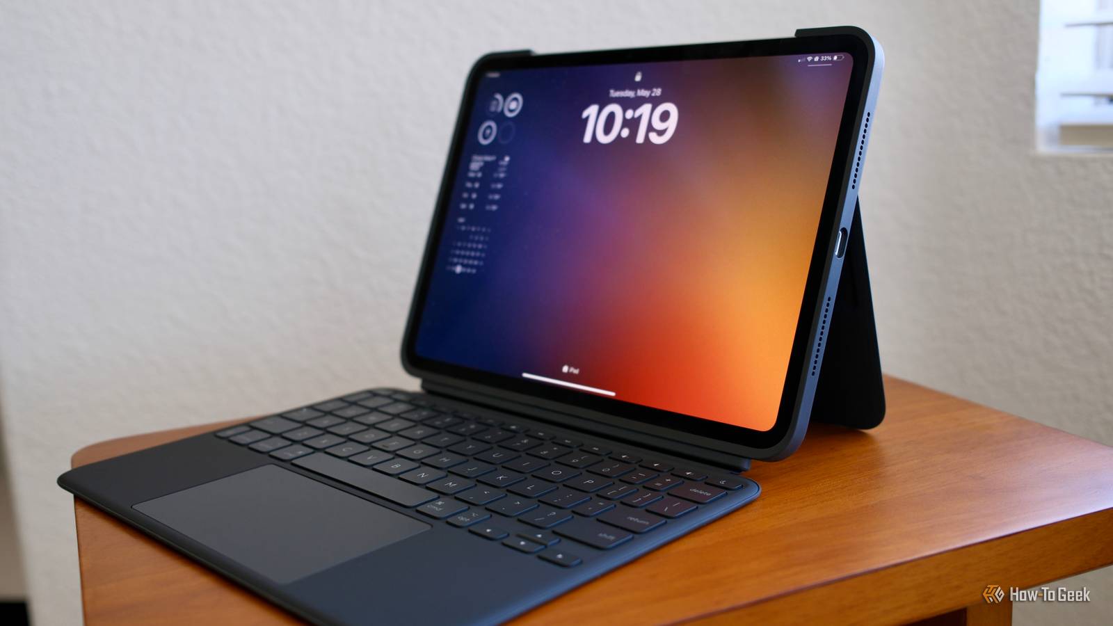 Logitech Combo Touch Review: A Suitable Alternative to Apple's