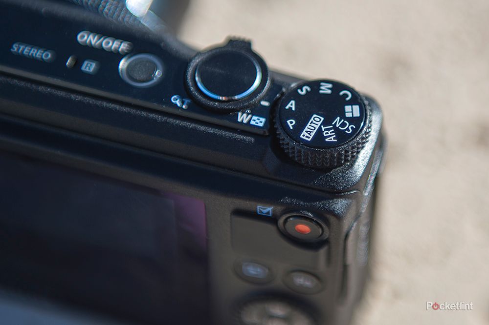 Olympus Stylus XZ-10 review