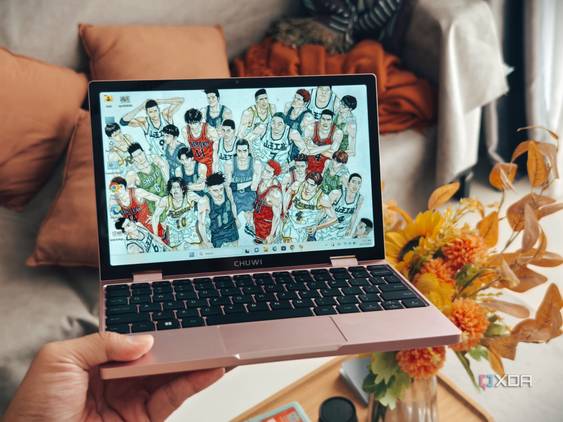Chuwi MiniBook X review: Small, inexpensive laptop with one niche