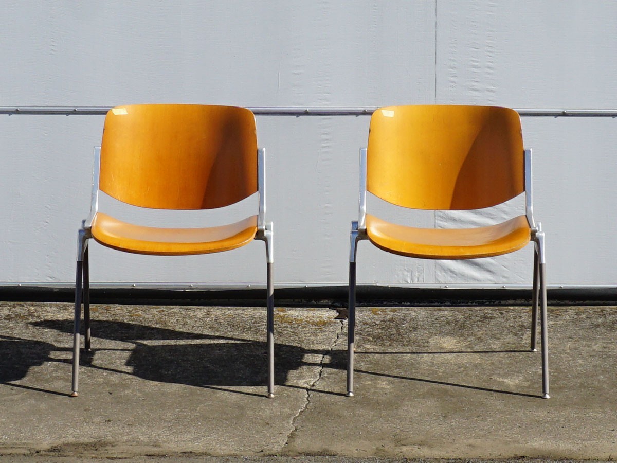 RE : Store Fixture UNITED ARROWS LTD. Castelli DSC 106 B / リ