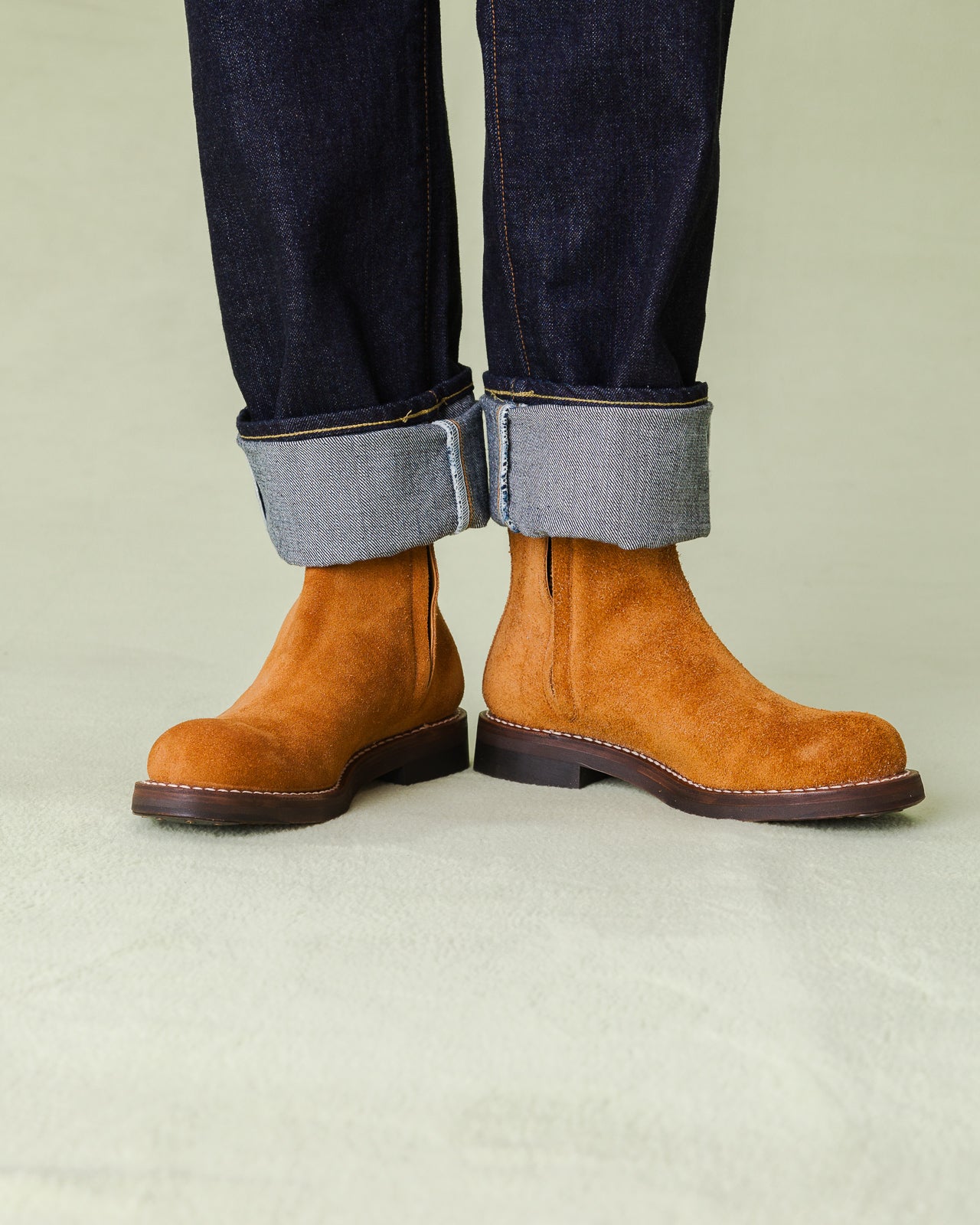 Rolling Dub Trio Casper Side Zip Boot - Tobacco Oiled Suede