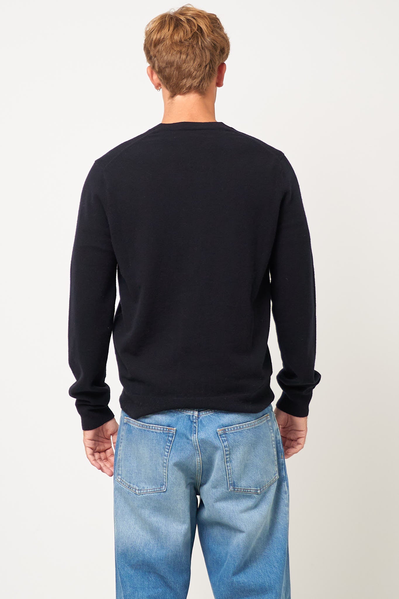 Comme des Garçons SHIRT - CDG V-Neck Pullover Black – STRØM