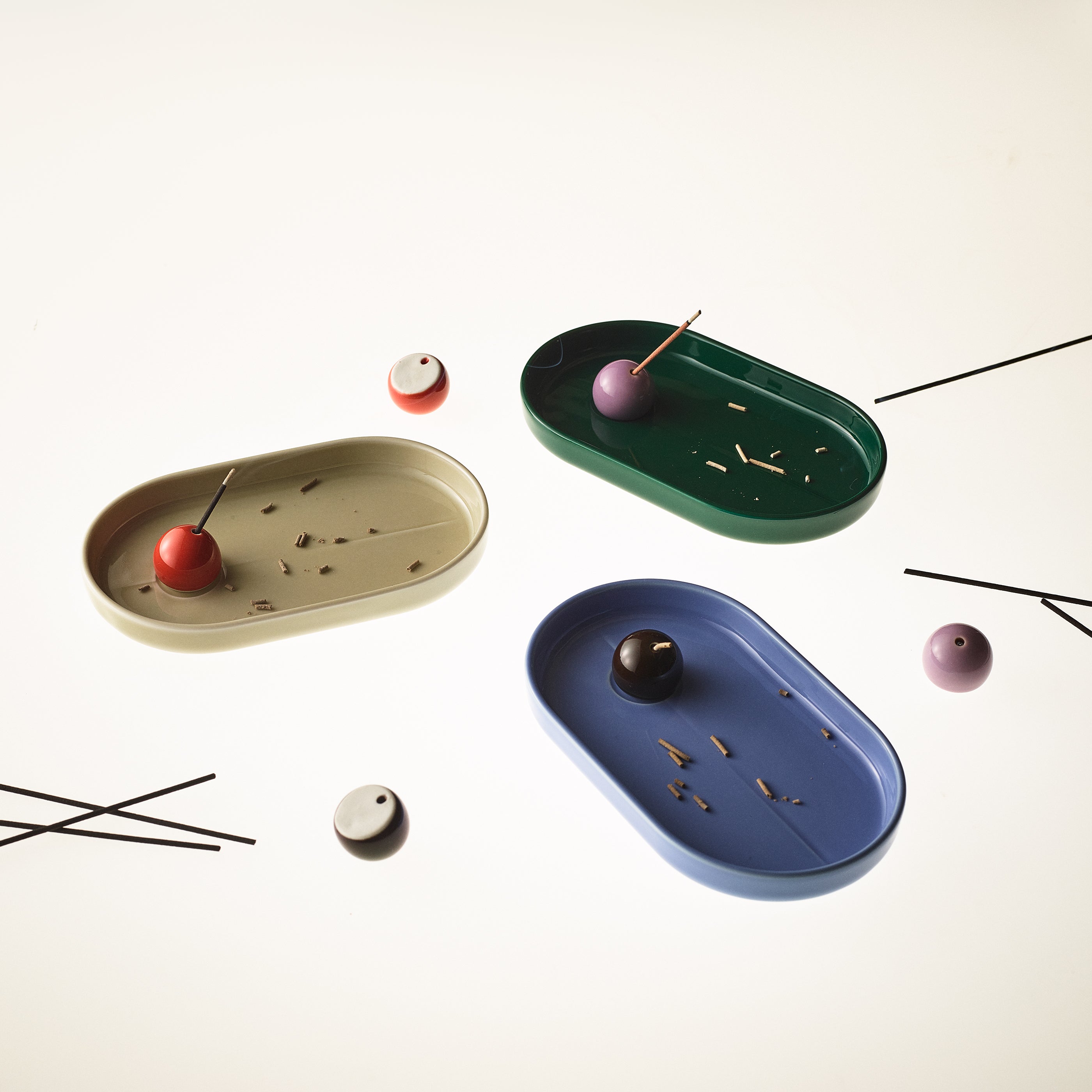 Incense holder（Hasamiyaki）- Ice Blue x Hickory