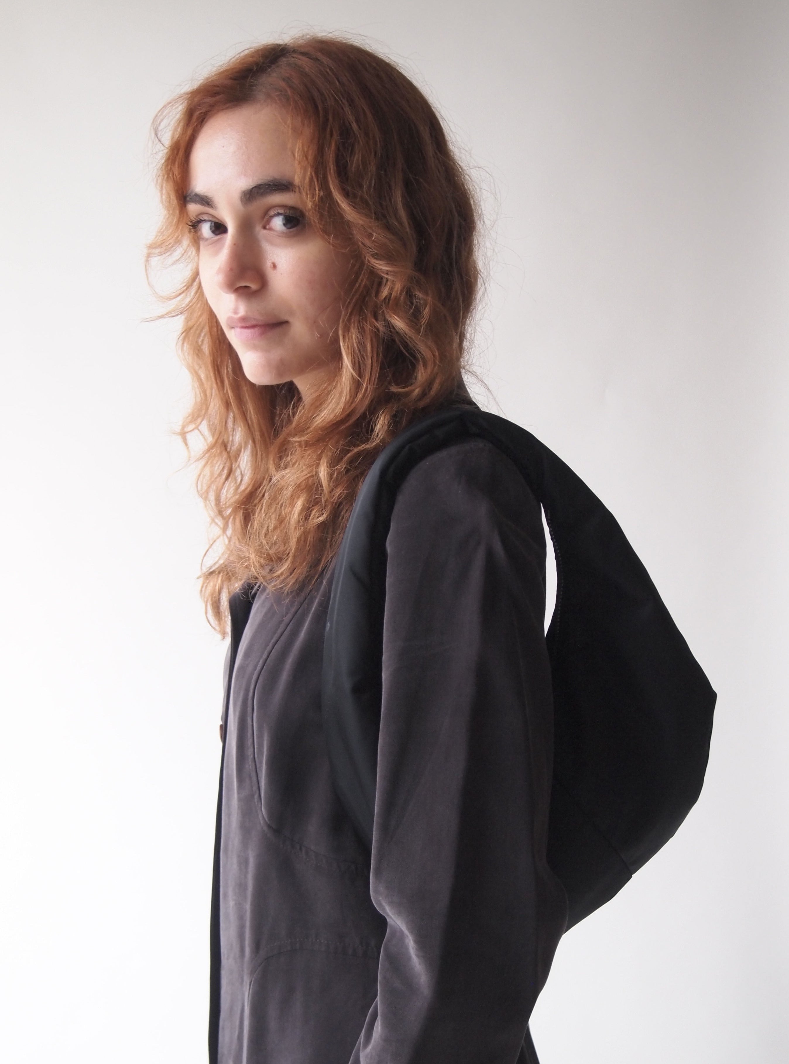 studiolab404.comオリジナル】404 Padding Hand Bag - Black