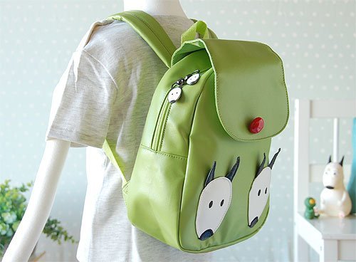 お出かけの時は、自分で荷物を持ちたいの！」背負って可愛いリュック