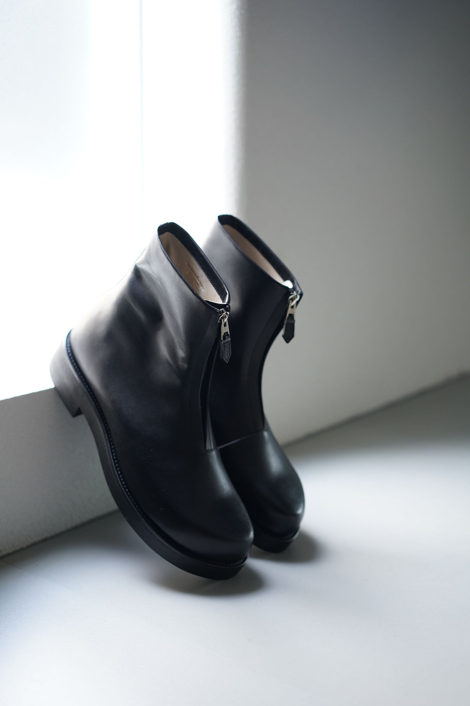 foot the coacher ( フットザコーチャー )/ OBLIQUE FRONT ZIP