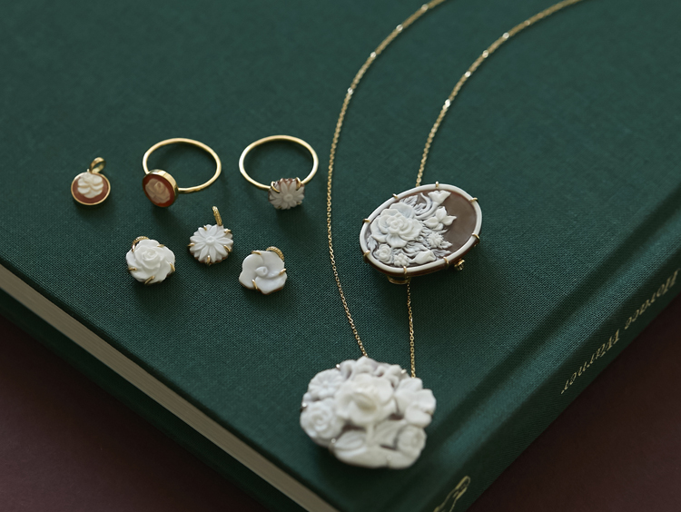 スタイルコラム | 【2年ぶりの限定販売】カメオという小さな芸術