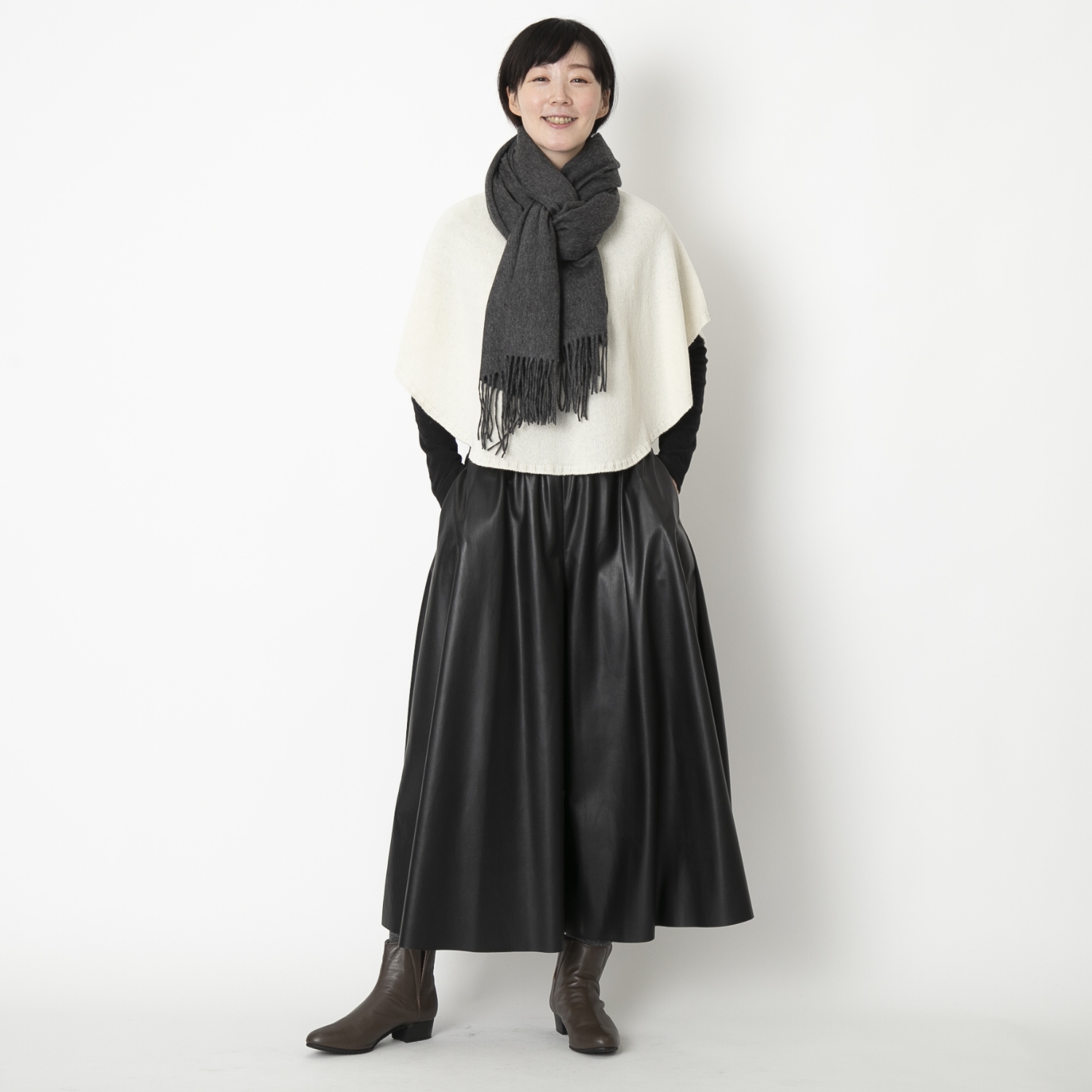 SAIFUKU/maru ポンチョケープ -一着で3役をこなす、かぶるだけの