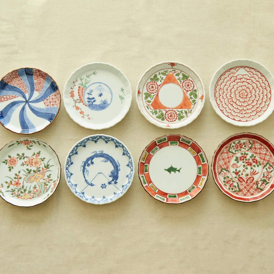 与山窯 桔梗渕4.5寸皿 染錦梅にうぐいす富士山図 -ハレの日の席を彩り