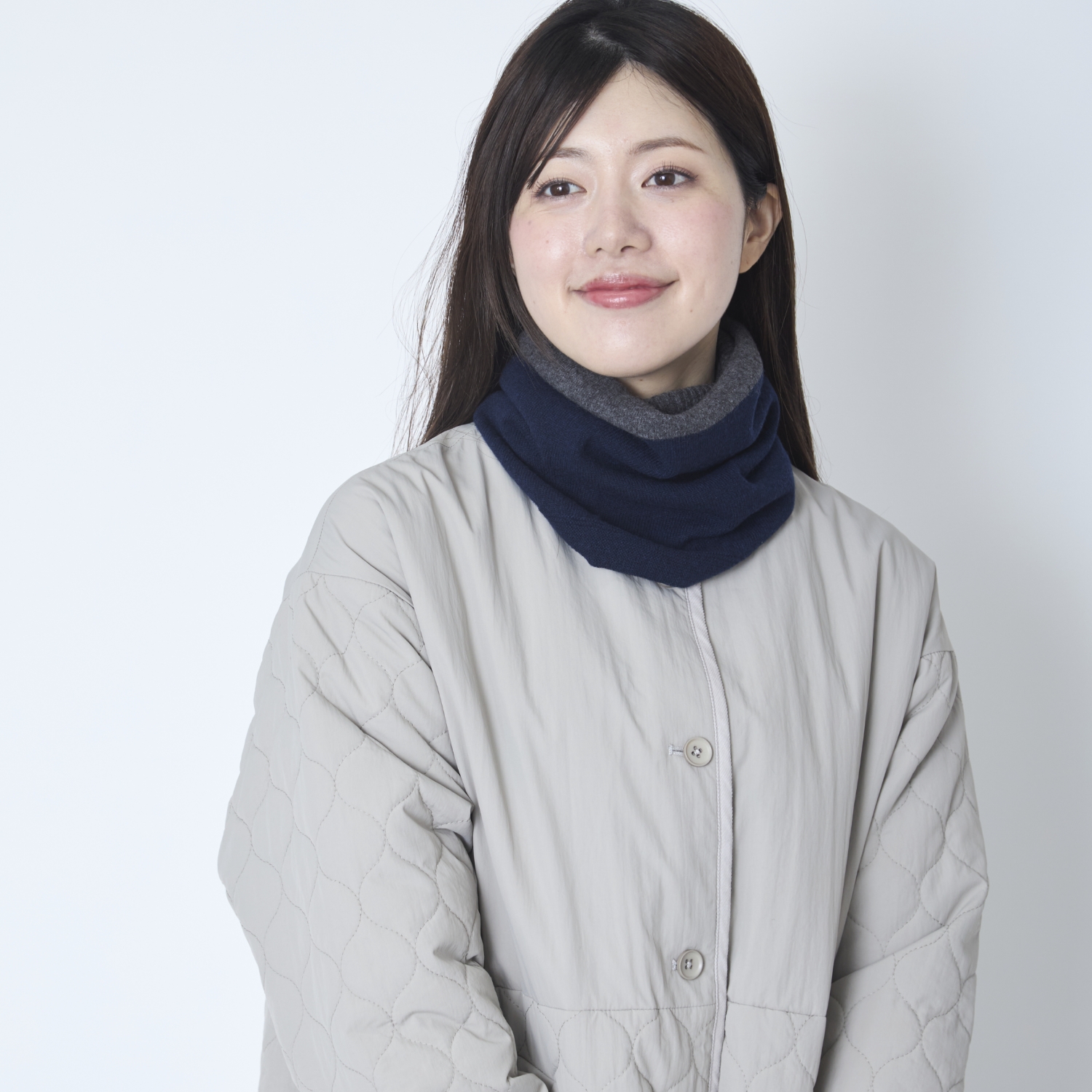 el alto/バイカラーカシミヤネックウォーマー -くたっとせずに首に沿う