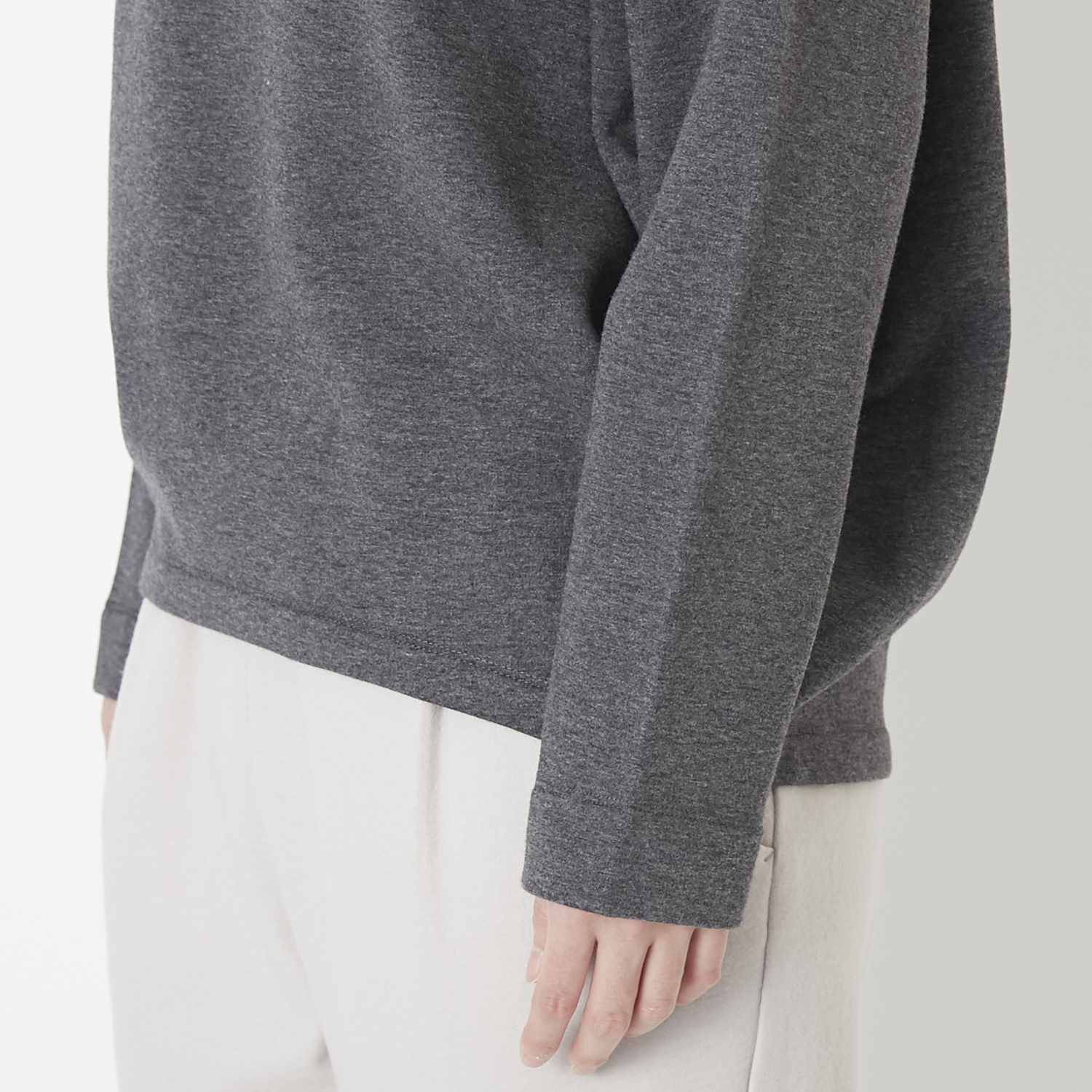 DRESS HERSELF/プルオーバーウォームシルク ボートネック -肌側シルク