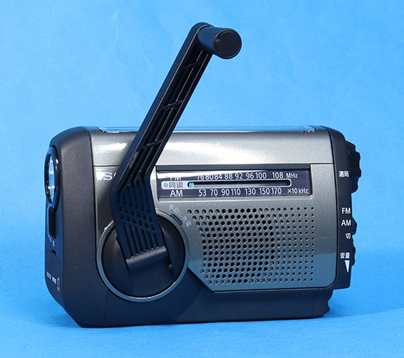 SONY ICF-B300 レビュー 1台3役 FM/AMラジオ スマホ充電 LEDライト