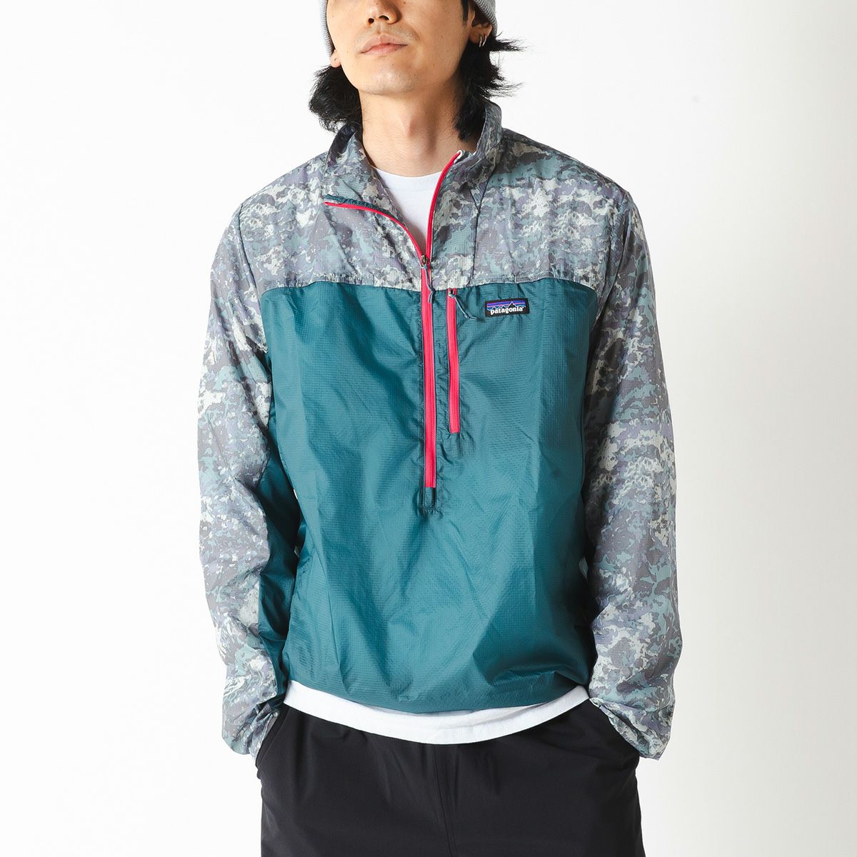 patagonia パタゴニア フーディニスタッシュ1/2ジップP/O メンズ