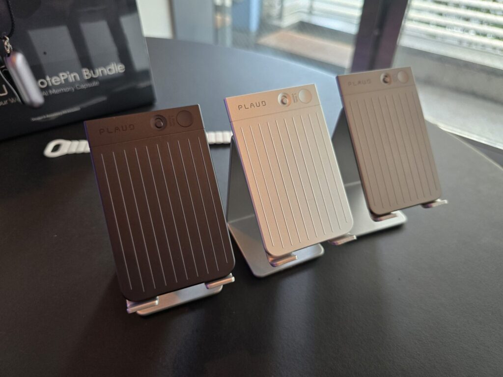 先行レビュー】身に着けられるAIボイスレコーダー「PLAUD NotePin