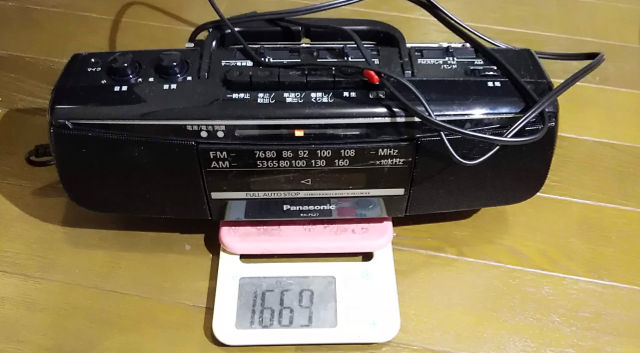 PanasonicラジカセRX-FS27レビュー--ずれないチューナーとアナログな