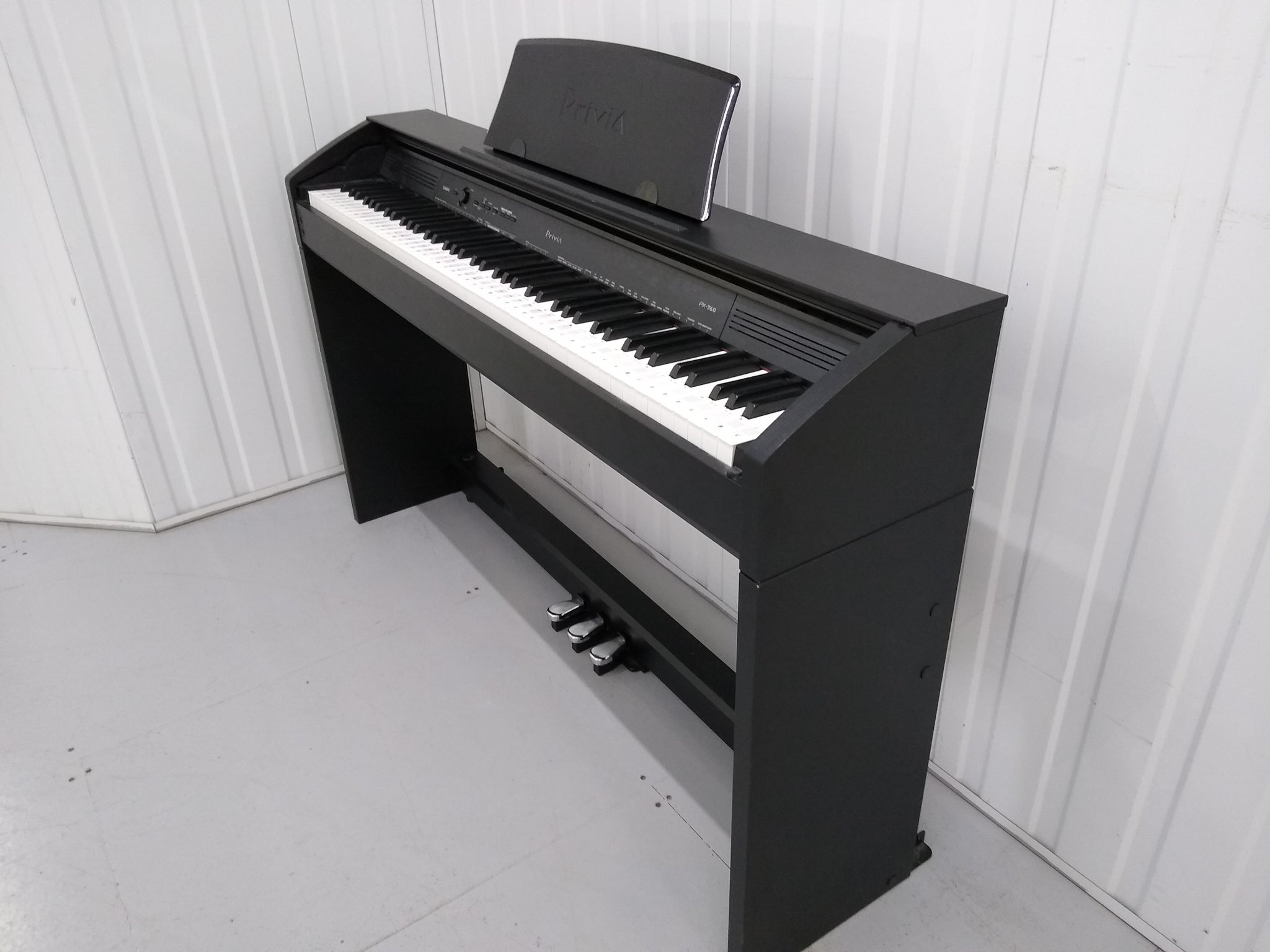 Casio Privia PX-760 Slim Digital Piano in satin black stock number