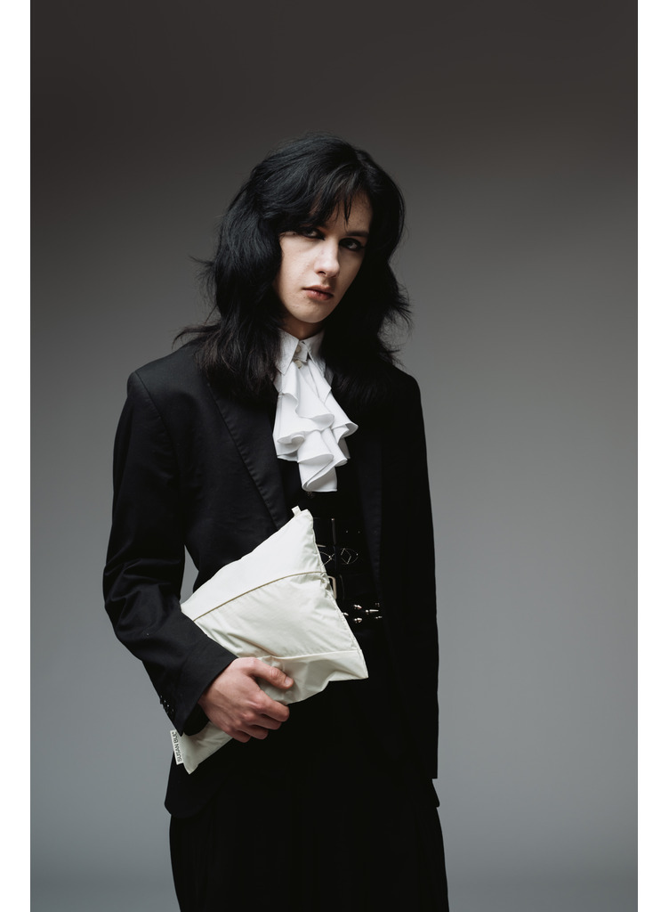 The New Pouch｜SUSAN BIJL（スーザンベル）公式オンラインストア