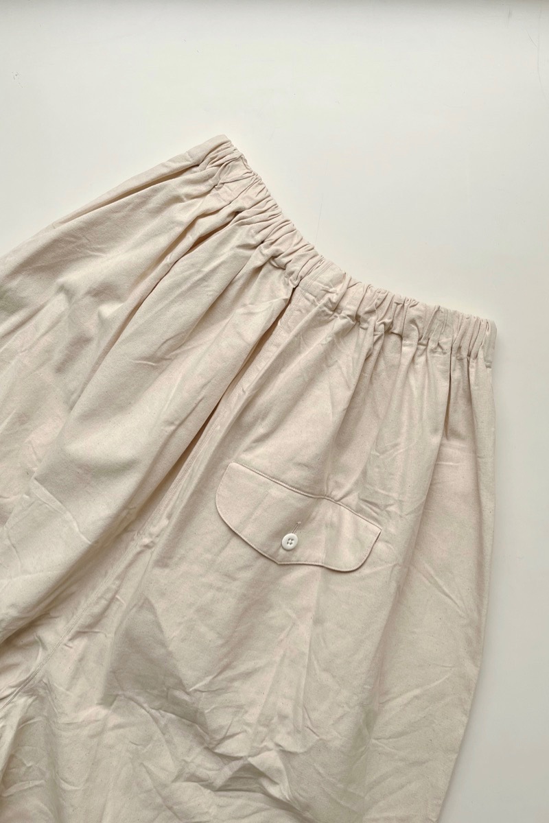 ゴーシュ コットンオックス ワイドキュロットパンツ – SUSCON