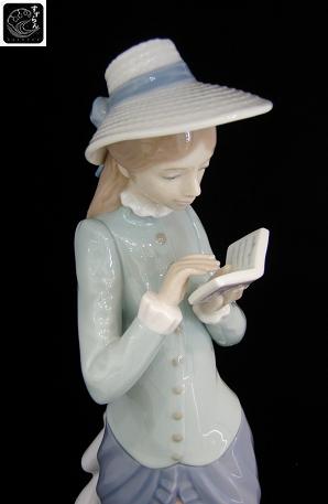 リヤドロ】【読書する貴婦人】【絶版】【5000】