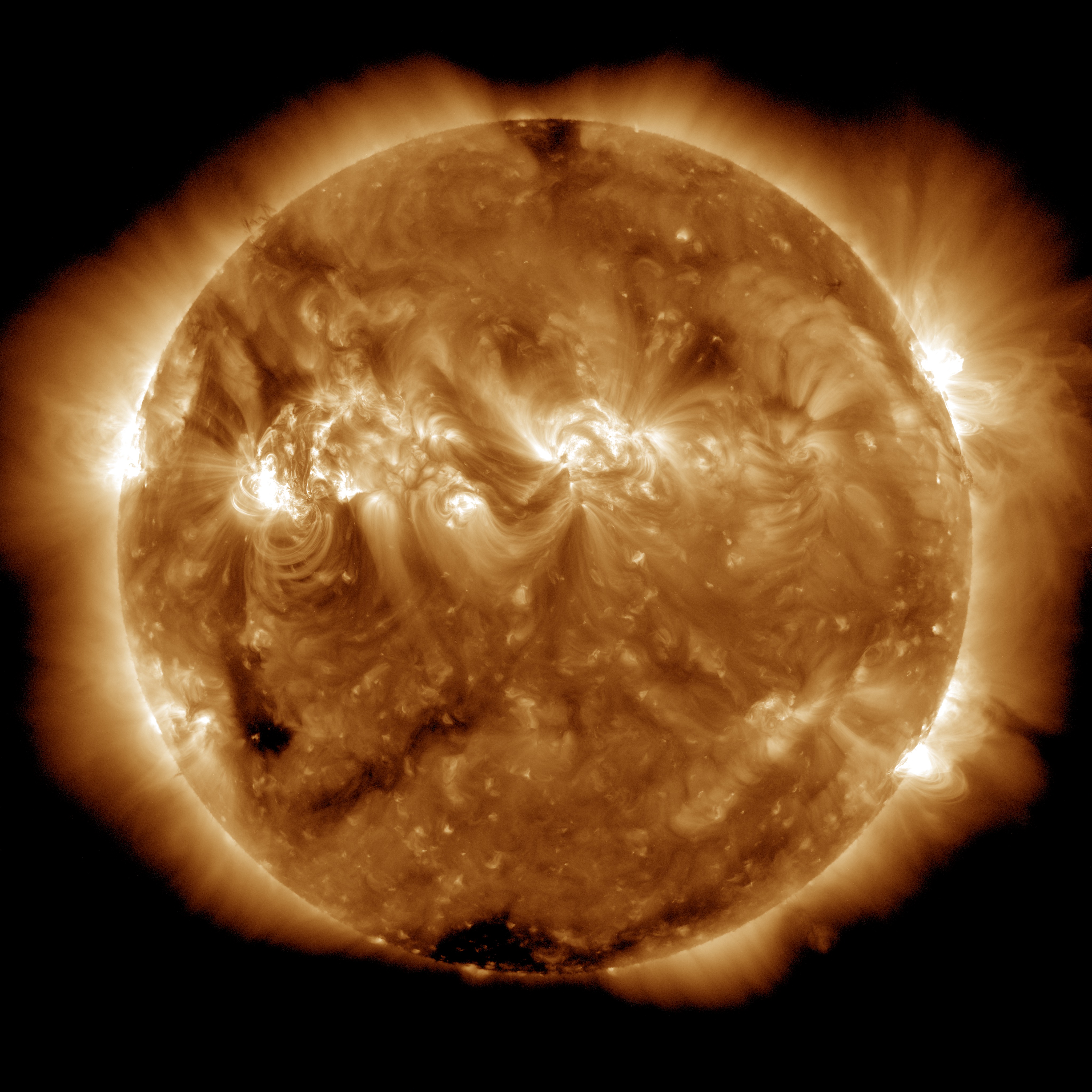 NASA SVS | The Active Sun from SDO: 193 Ångstroms