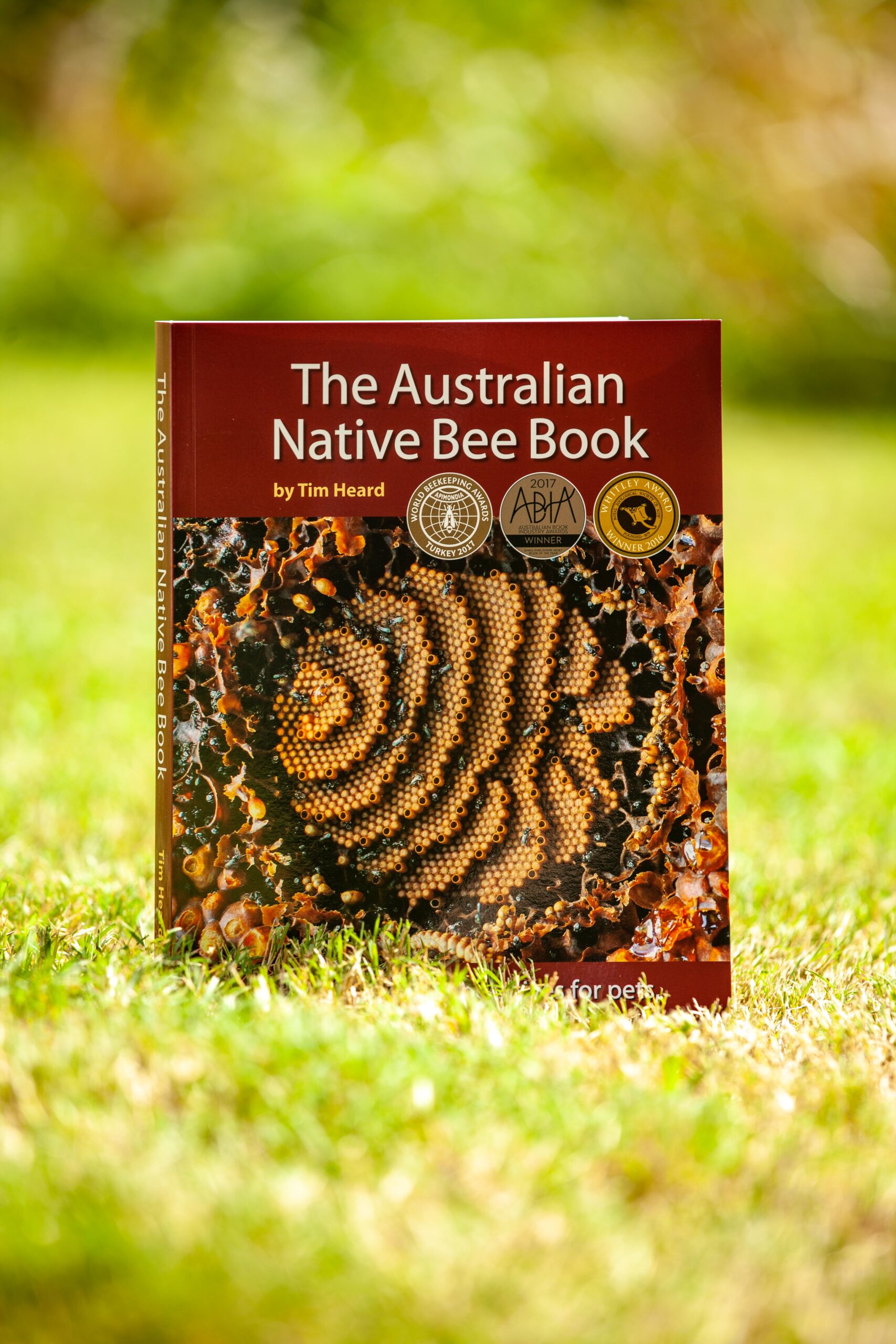 The Australian Native Bee Book | Sydney Stingless Bees